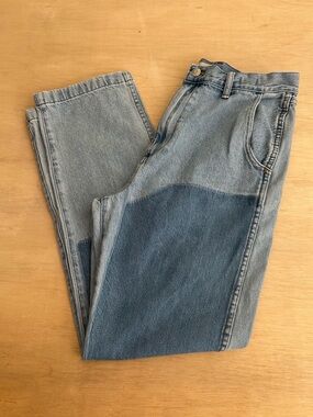 Madewell Women’s Two-Tone Blue Relaxed Jeans